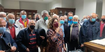 Επίσκεψη του Σωματείου Συνταξιούχων ΔΕΗ Δ.Μ στην Κοβεντάρειο Δημοτική Βιβλιοθήκη Κοζάνης