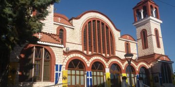 Η ενορία Αγίου Στεφάνου και της Οσία Παρασκευής υποδέχεται τμήμα του Τιμίου Ξύλου