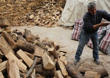 Κέλλη Φλώρινας: Τεράστια ποσά για την αγορά καυσόξυλων εν΄ όψει του δύσκολου Χειμώνα