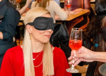 «Δείπνο στο σκοτάδι» – Όμορφη δράση της ΚΕΔΕ Δ. Εορδαίας στο «Πινόκιο» – Γευσιγνωσία με κλειστά μάτια