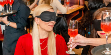 «Δείπνο στο σκοτάδι» – Όμορφη δράση της ΚΕΔΕ Δ. Εορδαίας στο «Πινόκιο» – Γευσιγνωσία με κλειστά μάτια