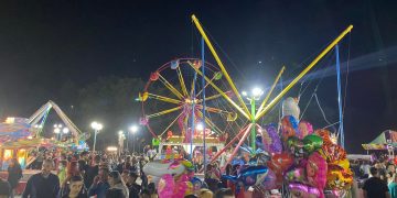 Οι Κοζανίτες «βούλιαξαν» το Νιάημερο- Φωτογραφίες από την πρώτη ημέρα, με πλήθος κόσμου