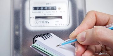 Πώς να προστατευτείτε από το υψηλό κόστος του ρεύματος – Ποιος ο ρόλος των αιολικών πάρκων;