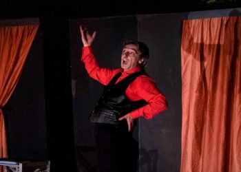 «Ψυχολογία Συριανού συζύγου» η νέα παράσταση του πολιτιστικού συλλόγου “Βόρειο Πεδίο”