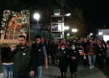 Πανηγυρικός Εσπερινός στον εορτάζοντα Ιερό Ναό Αγίου Δημητρίου Καρυοχωρίου ! (ρεπορτάζ της Κούλας Πουλασιχίδου)