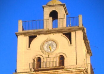 Το ρολόι της Κοζάνης παραμένει σε θερινή ώρα, μια ώρα μπροστά