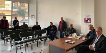 Συνάντηση του Βουλευτή Ν. Κοζάνης κ. Αμανατίδη με τα μέλη του Μελισσοκομικού Συλλόγου Νομού Κοζάνης