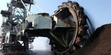 Εμπόριο και εστίαση «απορροφούν» ανέργους της απολιγνιτοποίησης