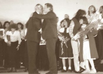 Η χορωδία του Εθνικού ωδείου Ελλάδος στην Πτολεμαΐδα το 1988  – Από τη στήλη του Γ. Καζαντζή στον ΠΑΛΜΟ (30/11)