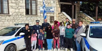 Το τμήμα τροχαίας Εορδαίας ενημέρωσε τους μικρούς μαθητές του δημοτικού σχολείου Αγίου Χριστοφόρου