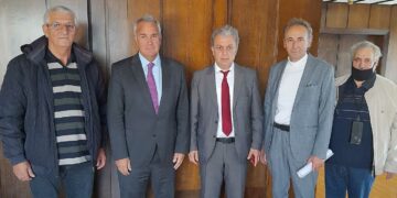 Ζητήματα εργαζομένων ΟΤΑ και εκπροσώπων λαϊκών αγορών στη συνάντηση Γ. Αμανατίδη με τον ΥΠΕΣ Μ. Βορίδη