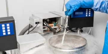 Απίστευτο: Γονείς ζήτησαν από δικαστήριο να πάρουν το σπέρμα του νεκρού γιου τους για να δημιουργήσουν εγγόνι