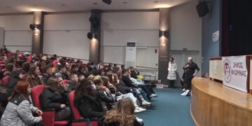 Ενημέρωση μαθητών, εκπαιδευτικών και γονέων του 1ου ΕΠΑΛ από το Γραφείο Εθελοντισμού Δήμου Φλώρινας