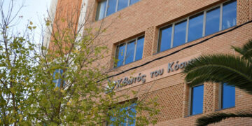 Ένταση στην Κιβωτό του Κόσμου: Σύριοι γονείς μπούκαραν και ζητούν πίσω τα παιδιά τους