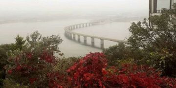 Η Υψηλή Γέφυρα Σερβίων… τοπίο στην ομίχλη