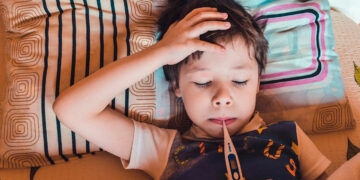 Γρίπη – Κορωνοϊός – RSV: Ο φόβος των επιστημόνων για «τρι-δημία»