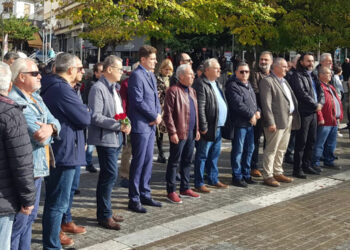 Η εκδήλωση για την επέτειο εξέγερσης του Πολυτεχνείου στην Κοζάνη (Φωτογραφίες)