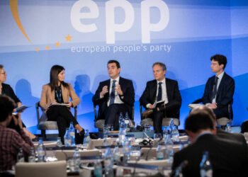 Κώστας Σκρέκας: «Η Ελλάδα πρωτοπόρα στη στήριξη των καταναλωτών και την πράσινη μετάβαση»