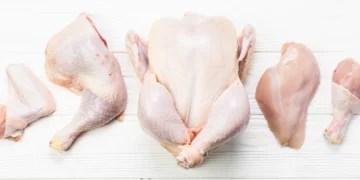 Ο ΕΦΕΤ ανακαλεί ρολό κοτόπουλο με σαλμονέλα από τα σούπερ μάρκετ – Δείτε ποιο