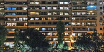 Λογαριασμοί ρεύματος: Πόσο μειώνονται τα ποσά με τις επιδοτήσεις που ανακοίνωσε το ΥΠΕΝ – Τα 3 παραδείγματα