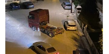 Πτολεμαΐδα: “Επαγγελματικό” παρκάρισμα για … Όσκαρ (ΦΩΤΟ)