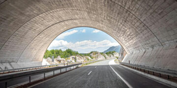 Σήραγγα Κλεισούρας: Παρουσίαση των έργων του τεχνικού προγράμματος στο «Ξενοδοχείο Παντελίδης» από τον Περιφερειάρχη Γιώργο Κασαπίδη