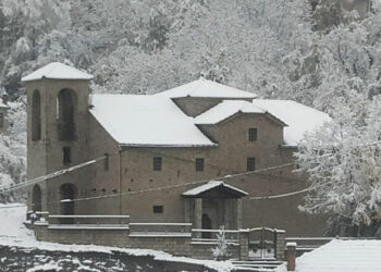Στα λευκά ντυμένος και ο Πεντάλοφος Κοζάνης