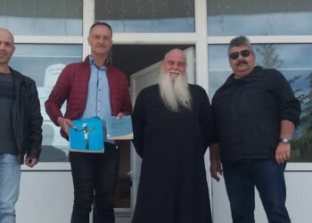 Δωρεά βιβλίων της Ένωσης Στρατιωτικών Περιφερειακής Ενότητας Κοζάνης στο Τιάλειο Γηροκομείο