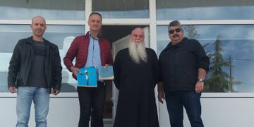 Δωρεά βιβλίων της Ένωσης Στρατιωτικών Περιφερειακής Ενότητας Κοζάνης στο Τιάλειο Γηροκομείο