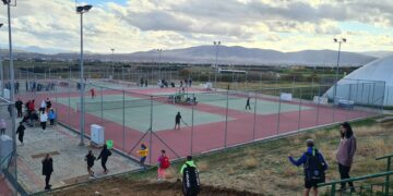 Τένις: Με την παρουσία πολλών φιλάθλων τα παιχνίδια της πρώτης ημέρας του Πρωταθλήματος τένις Ε3 στην Πτολεμαΐδα