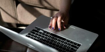 Άνοιξαν οι αιτήσεις για τις 238 προσλήψεις στον ΔΕΔΔΗΕ