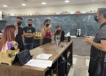 Νέο Πιστοποιημένο Σεμινάριο COFFEE DIPLOMA από το ΙΕΚ VOLTEROS σε αποκλειστική συνεργασία με  κορυφαίες εταιρείες καφέ στον κόσμο & Πιστοποιημένους SCAE Εκπαιδευτές