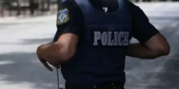 Κοζάνη: Έσωσε τη ζωή Αστυνομικού – Υπάλληλος καταστήματος εστίασης έσωσε τη ζωή Αστυνομικού δίνοντας τις πρώτες βοήθειες