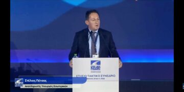 Πέτσας: «Δύσκολο ζήτημα το τέλος ταφής- 20εκ. ευρώ για τις ΔΕΥΑ και βλέπουμε…»