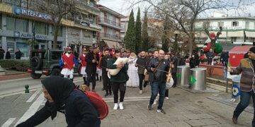 Τα Κοτσαμάνια και οι Μωμόγεροι επέστρεψαν στην Πτολεμαΐδα (φώτο-βίντεο)