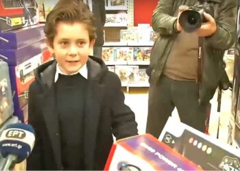 Για το καλάθι του Αι Βασίλη έκανε δηλώσεις ο γιος του Άδωνι Γεωργιάδη