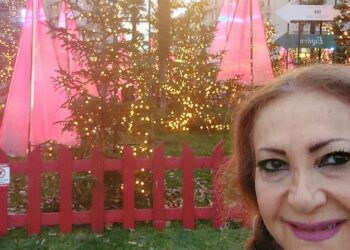 Χριστουγεννιάτικο υπερθέαμα ο φετινός στολισμός της Πλατείας Αριστοτέλους στη Θεσσαλονίκη!