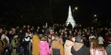 Με μεγάλη επιτυχία η Χριστουγεννιάτικη Γιορτή από το Χορευτικό του Δήμου Γρεβενών