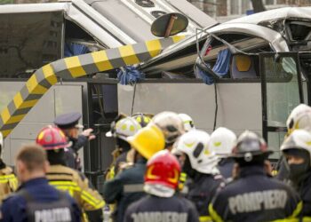 Βίντεο από την στιγμή της σύγκρουσης του λεωφορείου στην Ρουμανία με τον ένα νεκρό