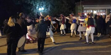 Το δρώμενο των Μωμόγερων  αναβίωσε στην Τοπική Κοινότητα Καρυοχωρίου (φώτο-βίντεο)