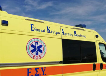 Άνδρας έπεσε από μπαλκόνι  κι έχασε τη ζωή του – Προσπαθούσε να συνδέσει μία κεραία