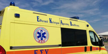 Άνδρας έπεσε από μπαλκόνι  κι έχασε τη ζωή του – Προσπαθούσε να συνδέσει μία κεραία