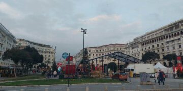 Όμορφες γιορτινές εικόνες, από τη Χριστουγεννιάτικη Θεσσαλονίκη! (της Κούλας Πουλασιχίδου)