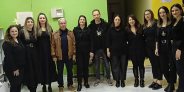 Χριστουγεννιάτικα δώρα στο Ειδικό Νηπιαγωγείο Κοζάνης από τον Σύλλογο Εκπαιδευτικών Π.Ε. Κοζάνης