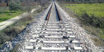 Δείτε τη νέα χάραξη προς Κοζάνη: Σε εξέλιξη έργο αποκατάστασης της σιδηροδρομικής γραμμής στα ορυχεία από τη ΔΕΗ – Η μεγάλη εκκρεμότητα των γεφυρών