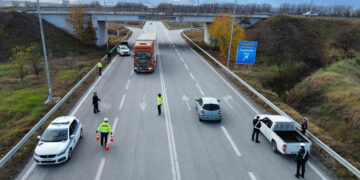Γενική Αστυνομική Διεύθυνση Δυτικής Μακεδονίας: «Και σε αυτές τις γιορτές θα βρισκόμαστε στο δρόμο για τη δική σας ασφάλεια..»