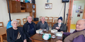 Γλύκανε και χαροποίησε ο Ερυθρός Σταυρός Πτολεμαΐδας τα μέλη του Α’ και Β’ ΚΑΠΗ