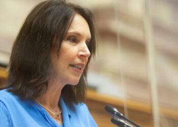 Καλλιόπη Βέττα: Ο ΣΥΡΙΖΑ έχει βιώσιμο και ρεαλιστικό σχέδιο για την κοινωνική ανάταξη και την επαναφορά της Δημοκρατίας