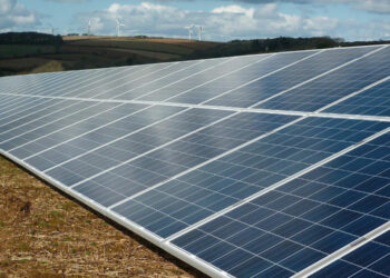 “Ναι” της ΡΑΕ για mega φωτοβολταϊκό ισχύος 450MW στα Γρεβενά