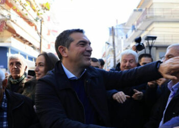 Ο Αλέξης Τσίπρας στην Καστοριά: “Δεν μυρίζει απλά εκλογές, μυρίζει αλλαγή” (Live Video)